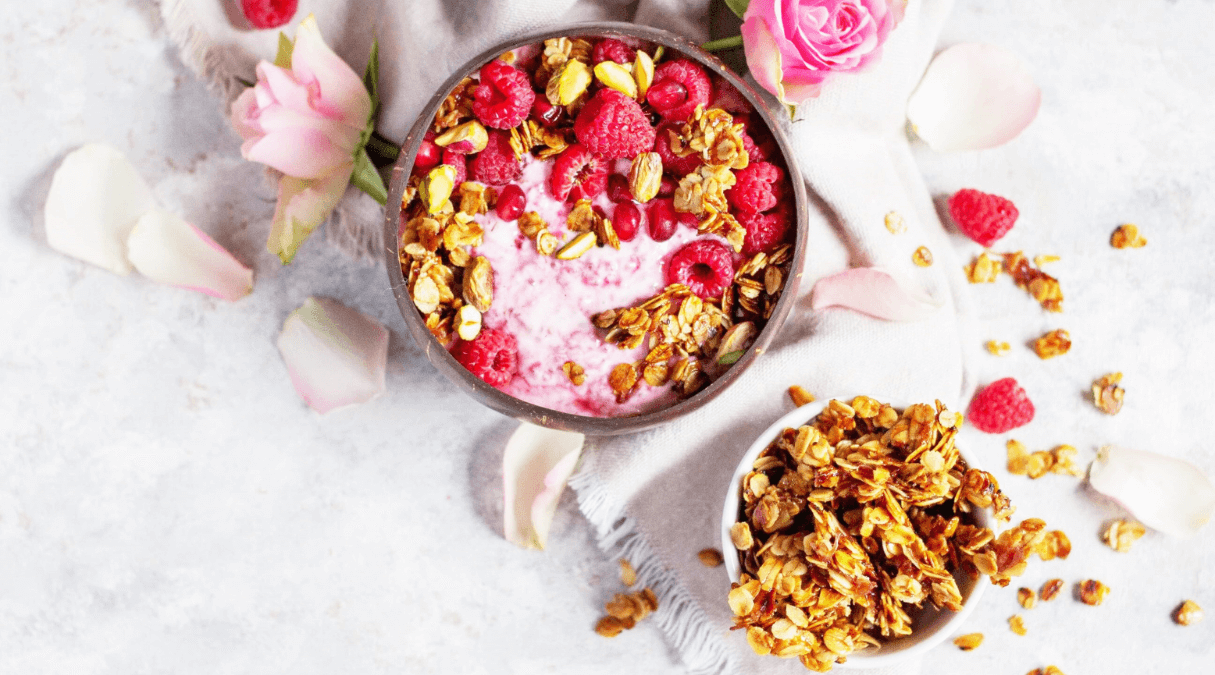 Różana granola i pudding chia