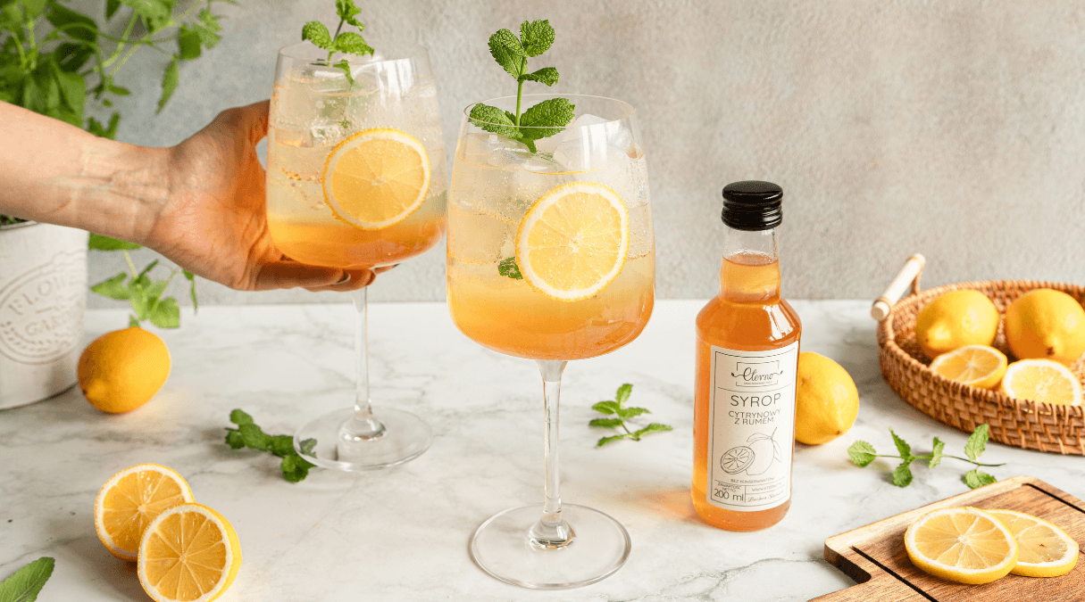 Lemon Spritz z syropem cytrynowym z rumem 