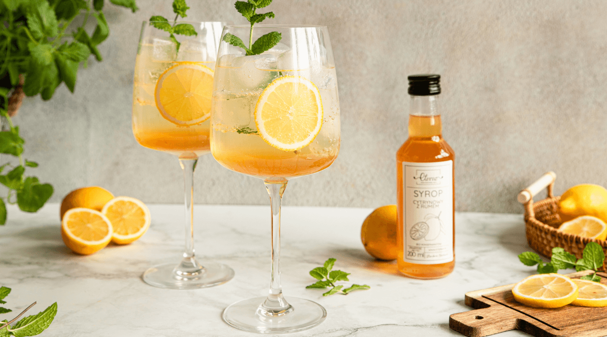 Lemon Spritz z syropem cytrynowym z rumem 
